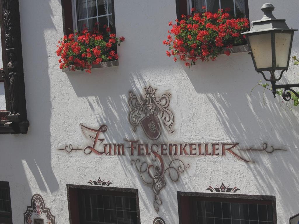 Hotel Felsenkeller Рюдесгайм-ам-Райн Екстер'єр фото